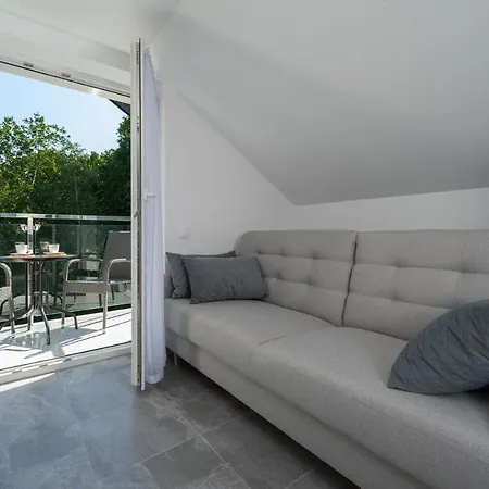 Plazowa Casa de hóspedes 3*